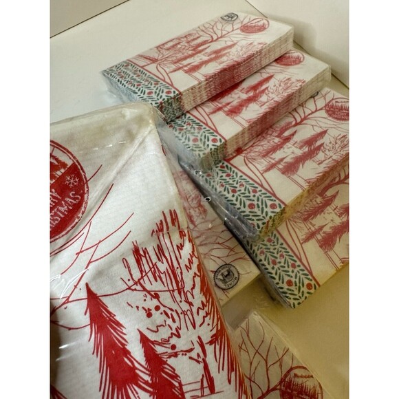 Michel Design Works Napkins Christmas Santa's Eve Lot of 7 Packs - Picture 3 of 3